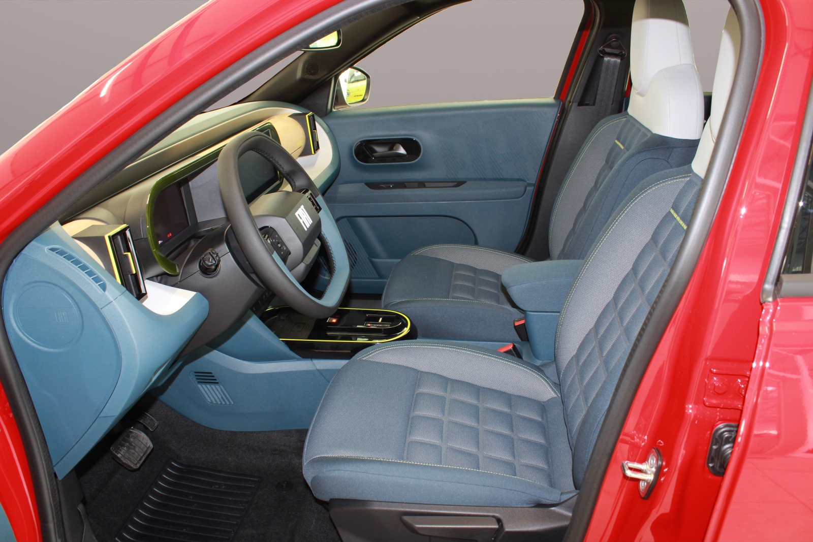 FIAT Grande Panda MHEV La Prima-image-6