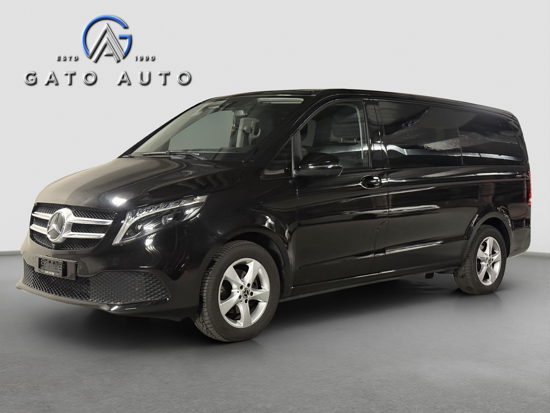 MERCEDES-BENZ V 220 d Avantgarde lang 9G-Tronic-showroom-element-1