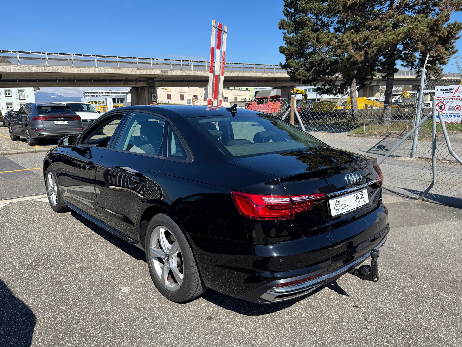AUDI A4 Limousine 35 TDI 🇨🇭advanced S-tronic-image-2