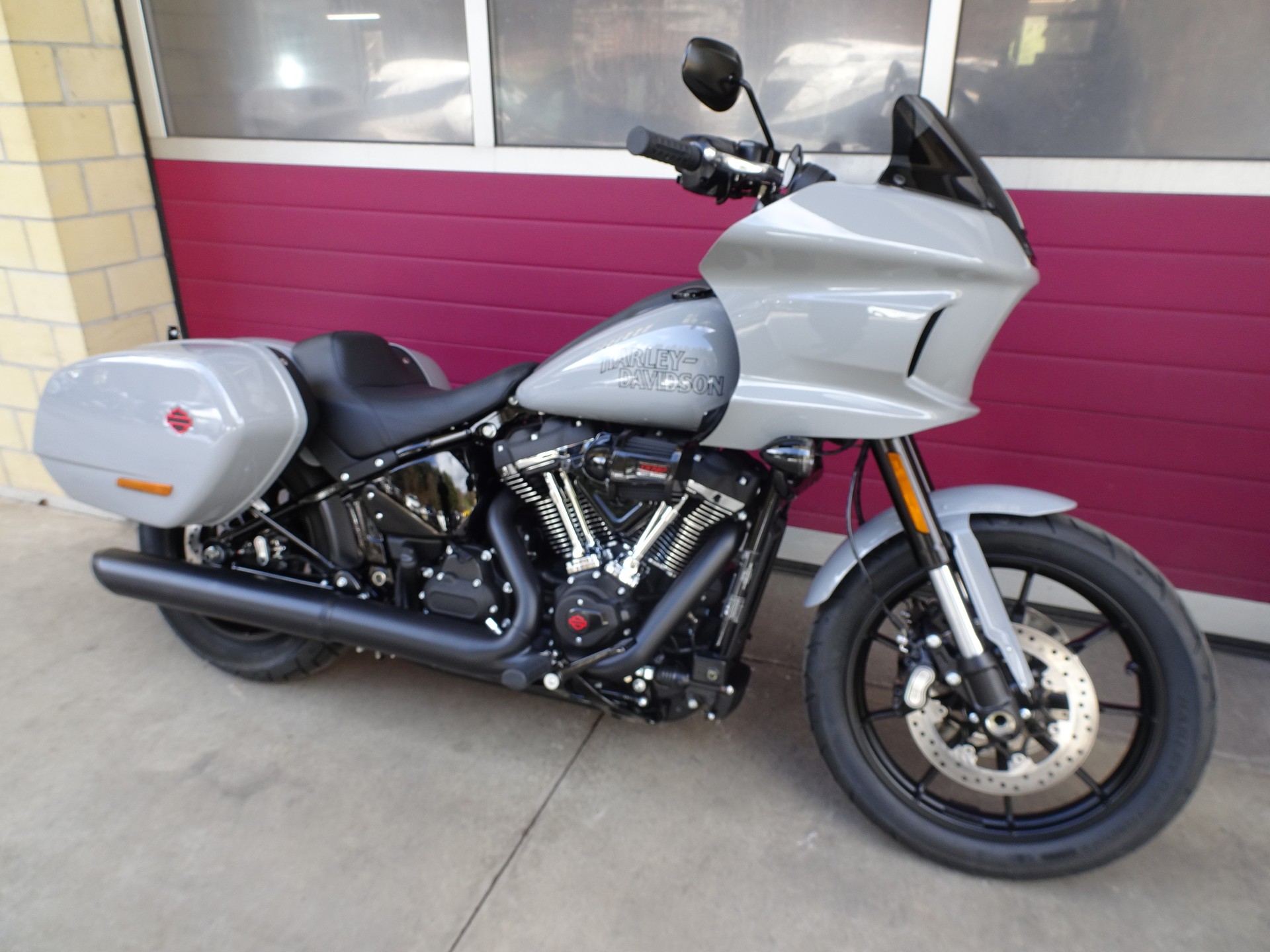 HARLEY-DAVIDSON FXLRST Low Rider ST 117-showroom-element-2
