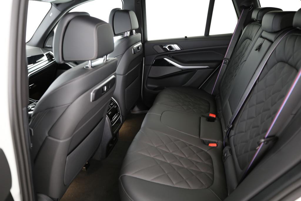 BMW X5 40i xDrive SAG-image-4