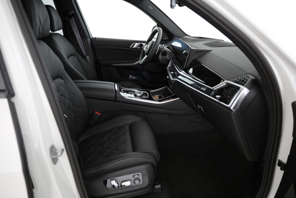 BMW X5 40i xDrive SAG-image-6