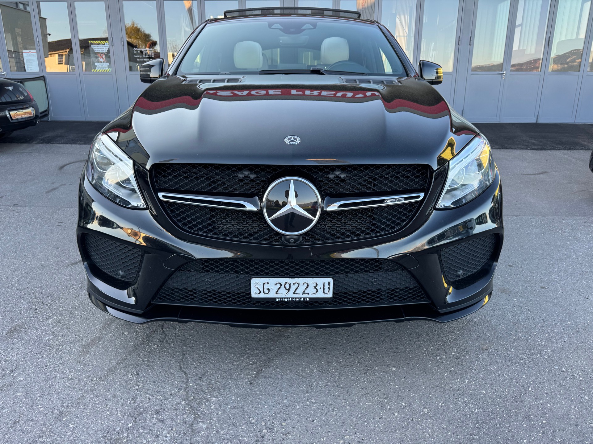 MERCEDES-BENZ GLE Coupé 43 AMG OrangeArt Edition 4M. 9G-Tronic-image-2