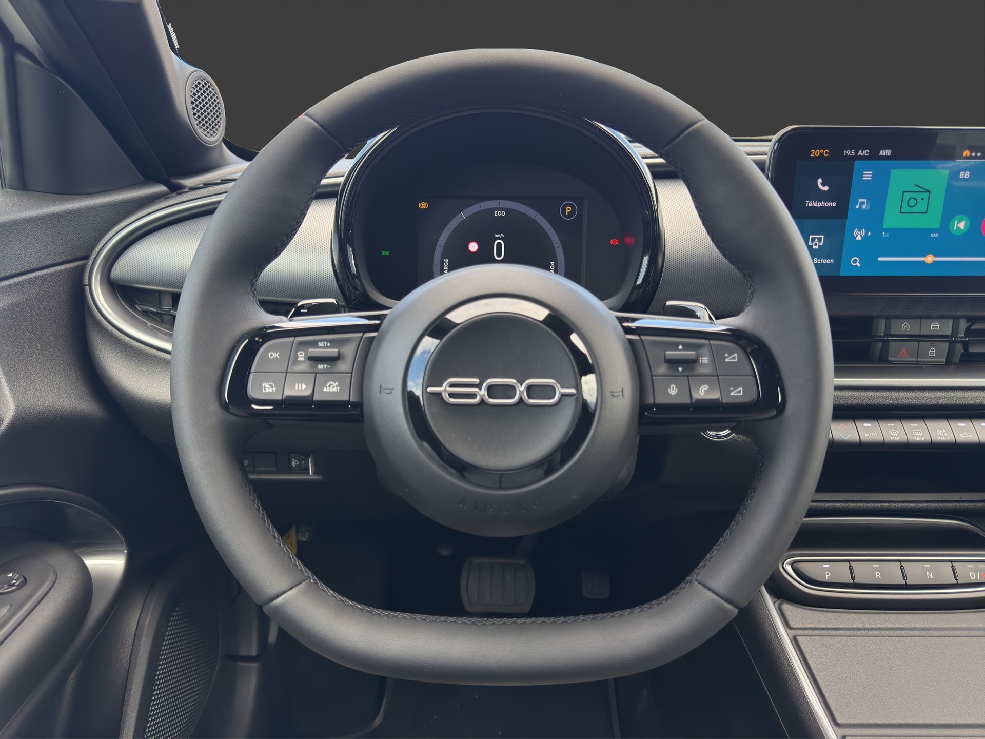 FIAT 600h MildHybrid Sport-image-10
