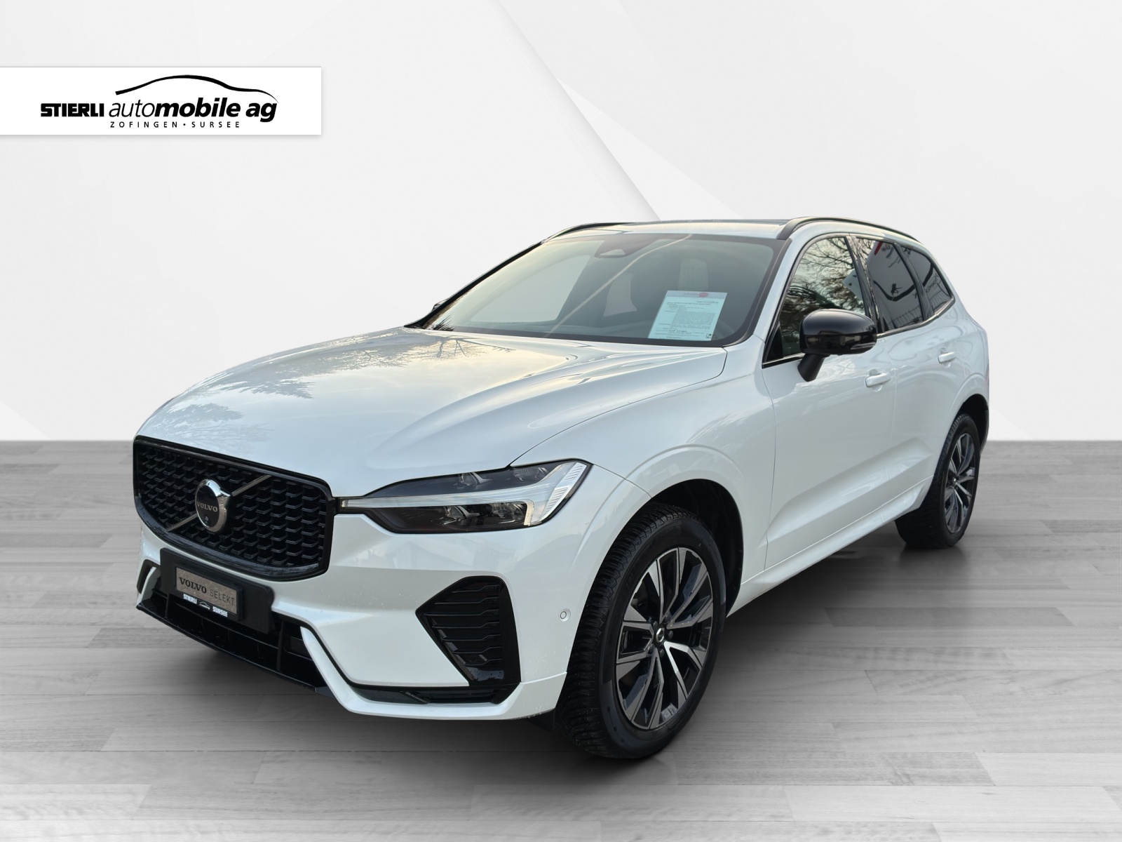 VOLVO XC60 2.0 B5 MH Plus Dark AWD-image-0