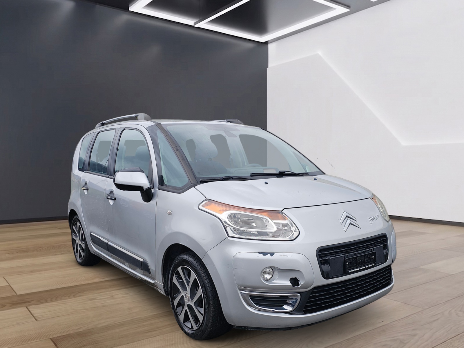 Car photo