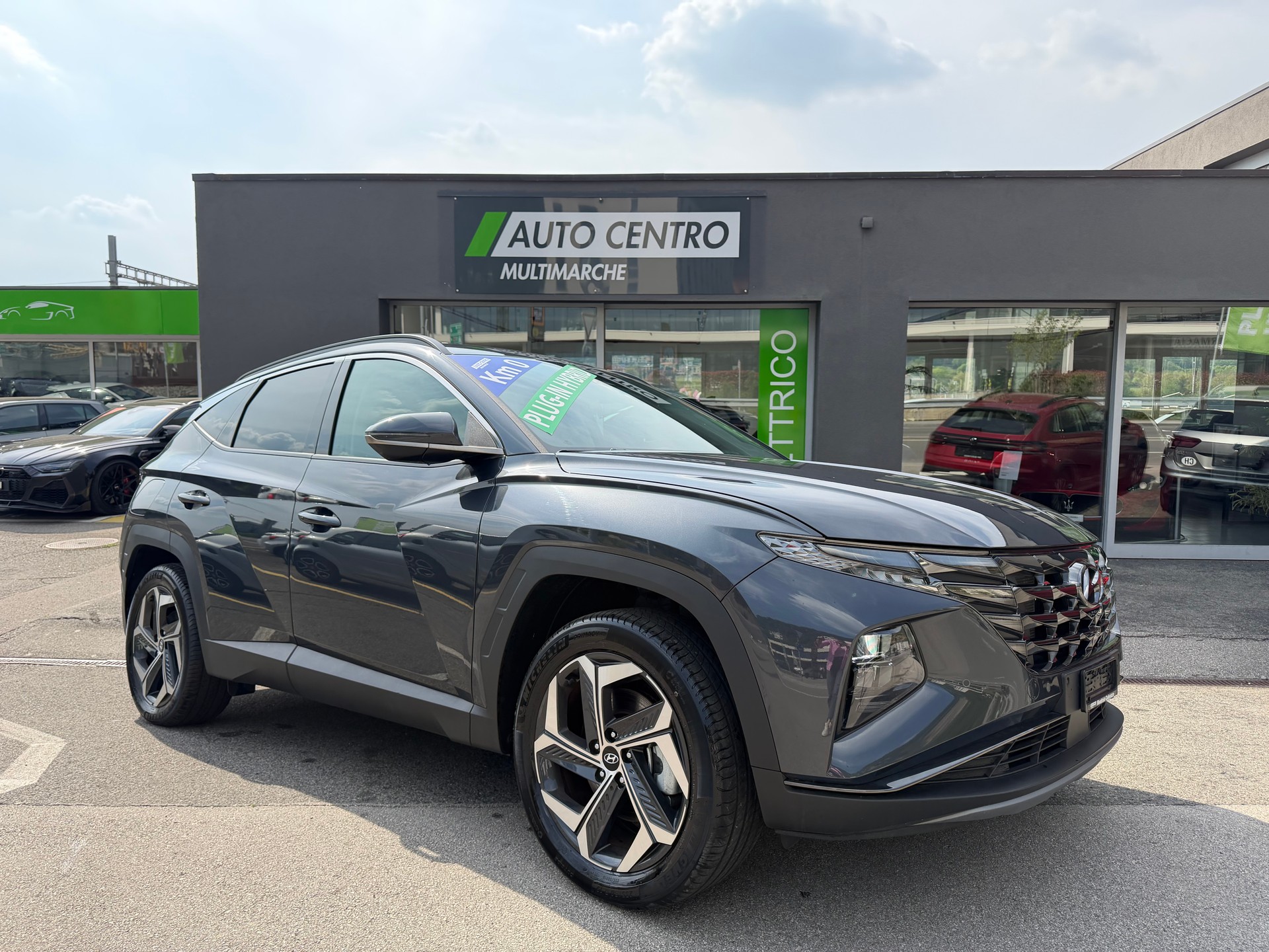 HYUNDAI Tucson 1.6 TGDI PHEV Amplia 4WD-image-0
