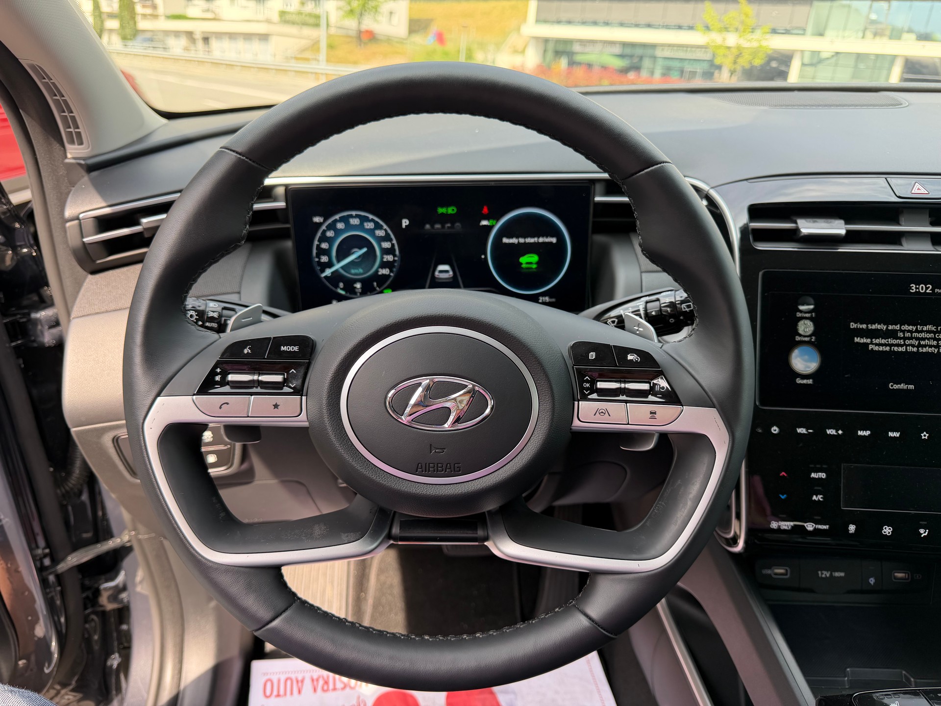 HYUNDAI Tucson 1.6 TGDI PHEV Amplia 4WD-image-10