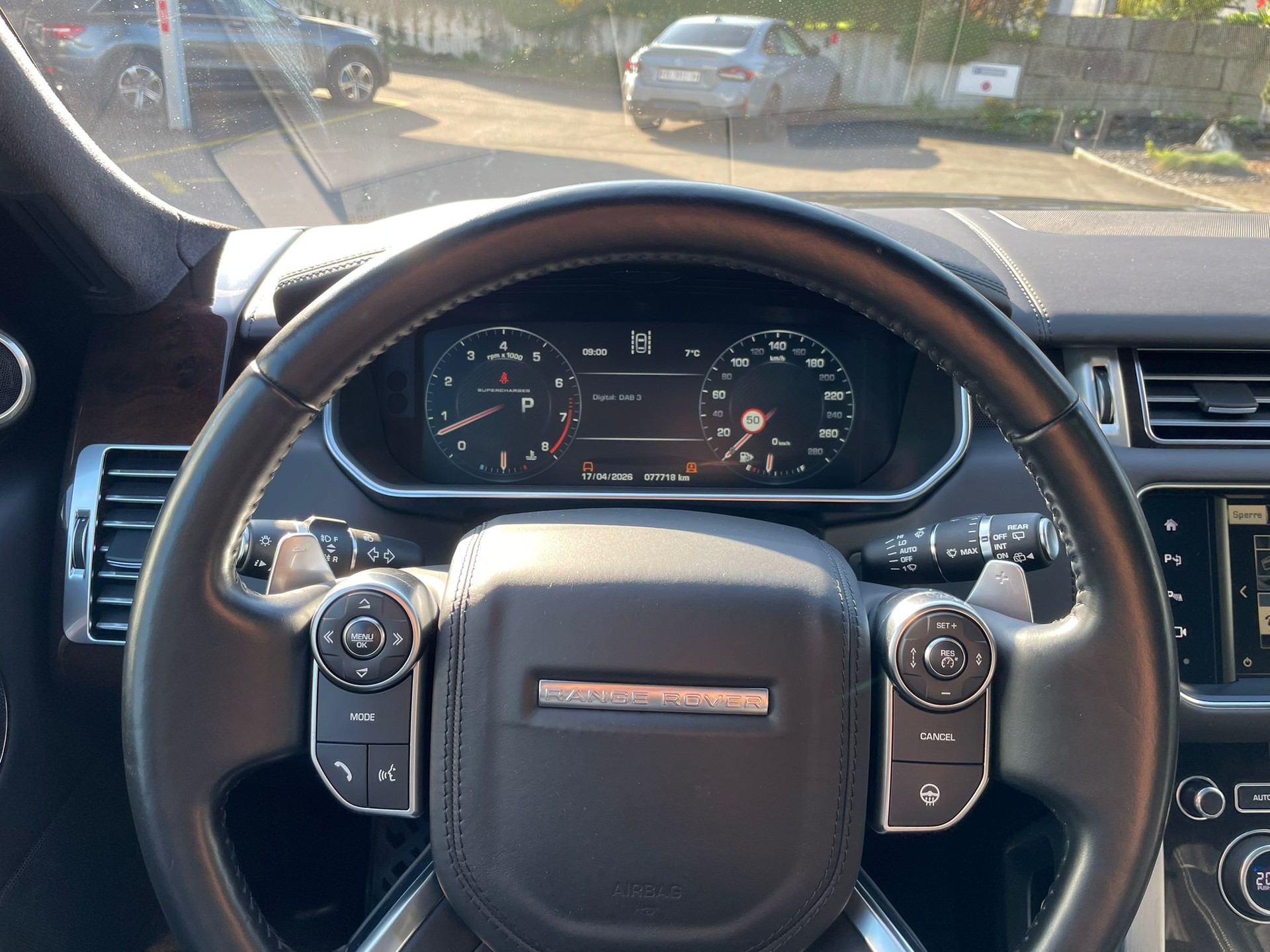 LAND ROVER Range Rover 5.0 V8 SC Vogue Automatic-image-15