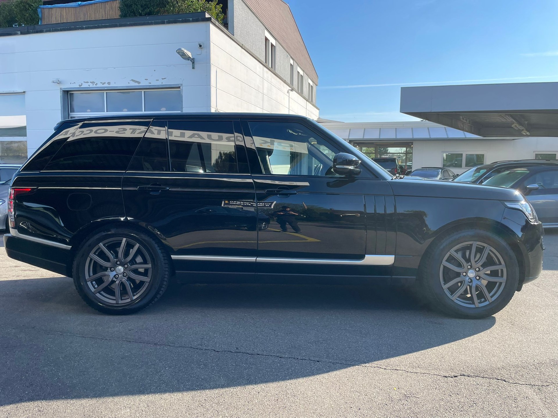 LAND ROVER Range Rover 5.0 V8 SC Vogue Automatic-image-3