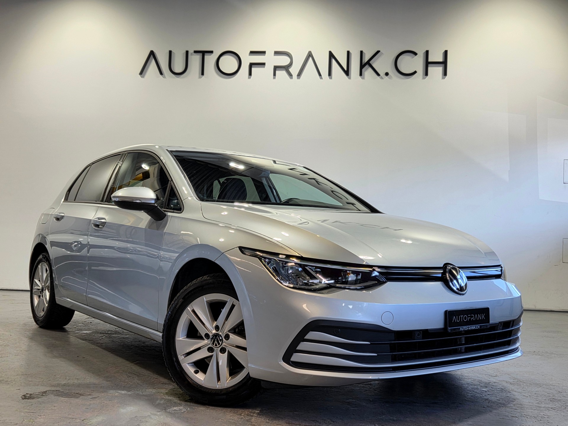 VW Golf VIII 1.5 TSI Style-showroom-element-2