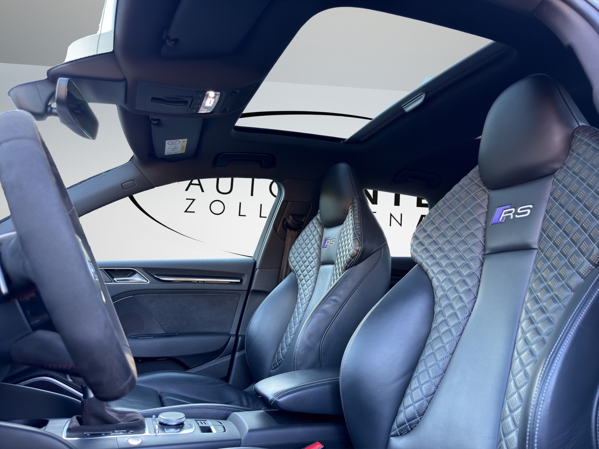 AUDI RS3 Sportback 2.5 TSI DAZA Motor quattro S-tronic-image-8