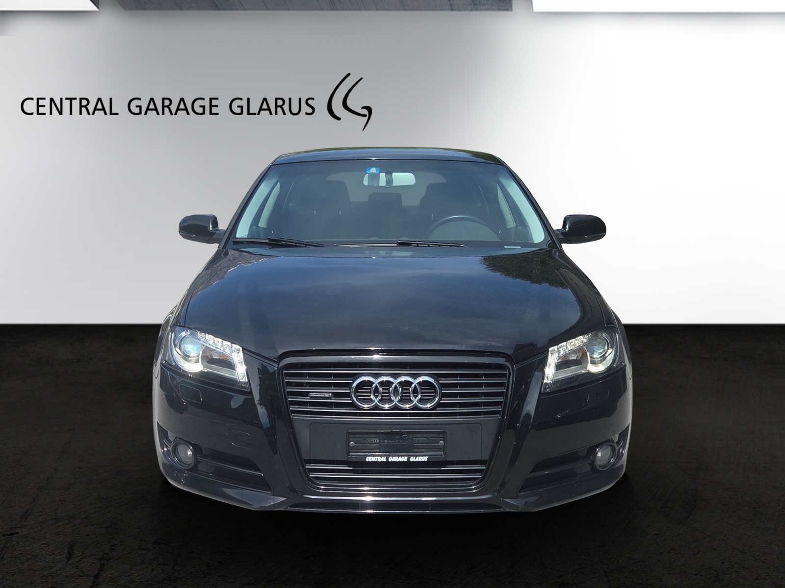 AUDI A3 Sportback 1.8 TFSI Ambition quattro-image-2