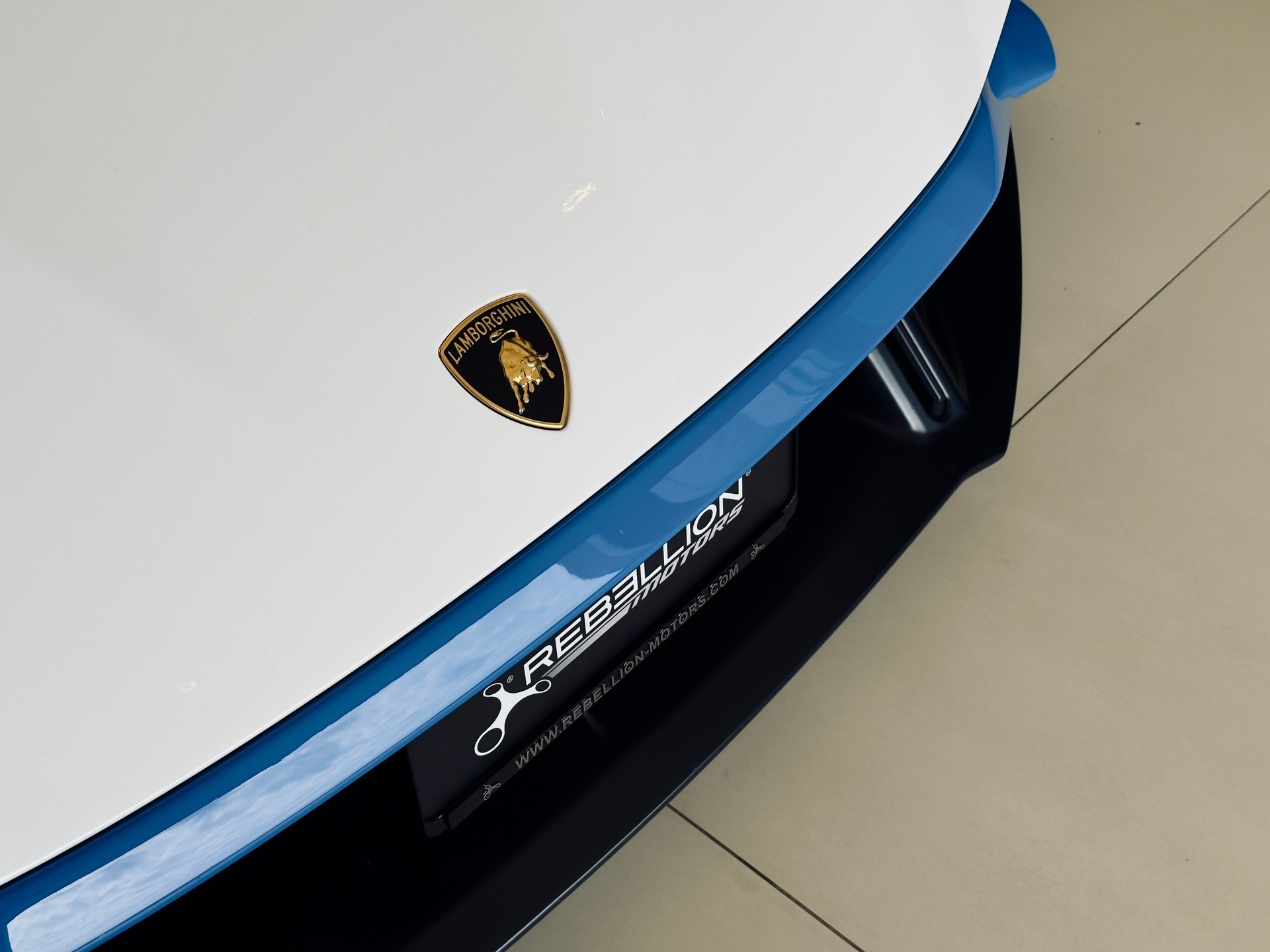 LAMBORGHINI STO Coupé DCT RWD-image-8