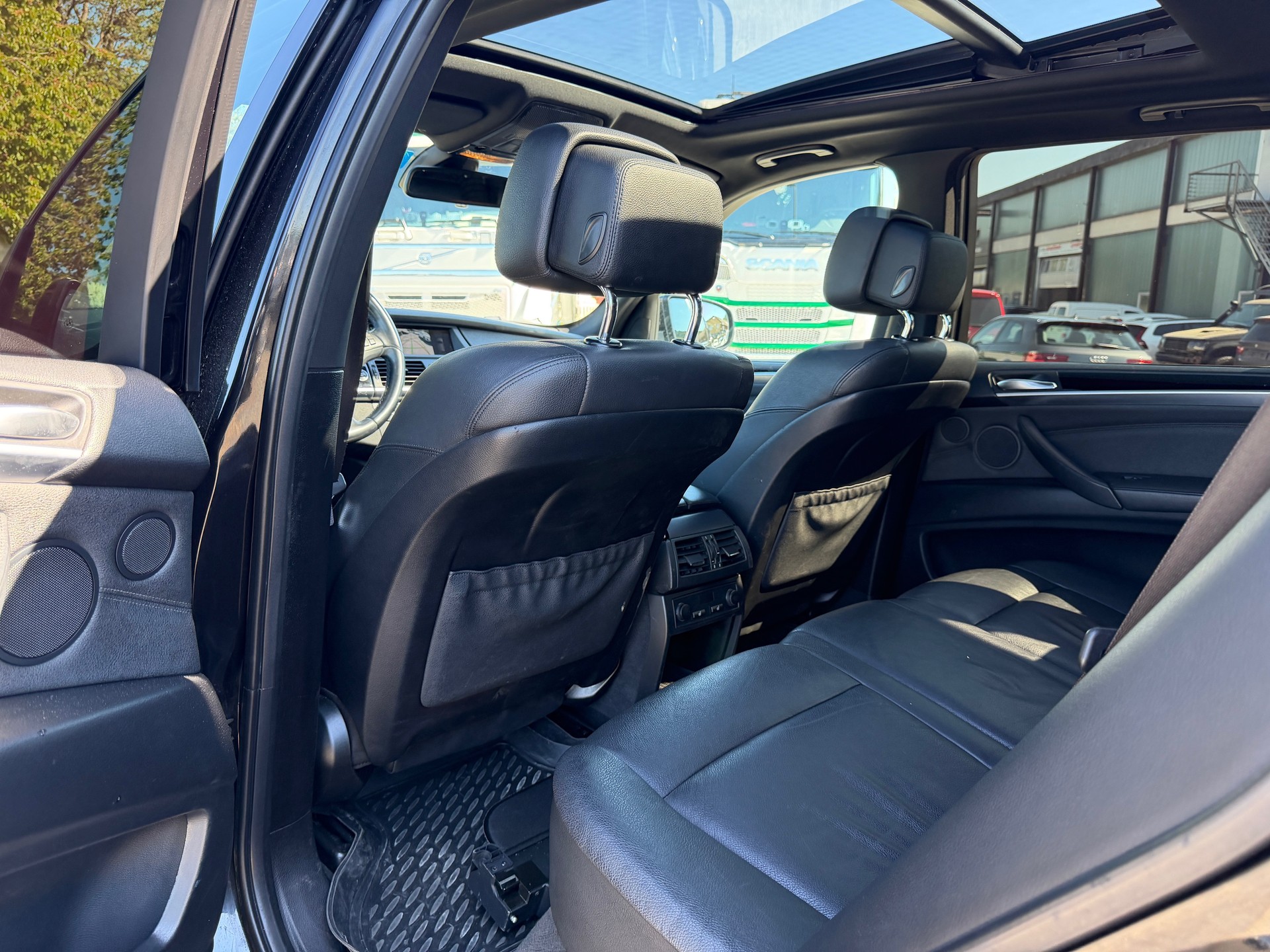 BMW X5 xDrive 40d Steptronic-image-9