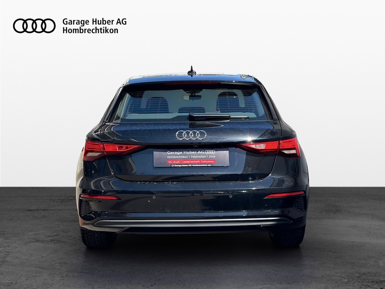 AUDI A3 Sportback 35 TFSI Attraction S-tronic-image-3