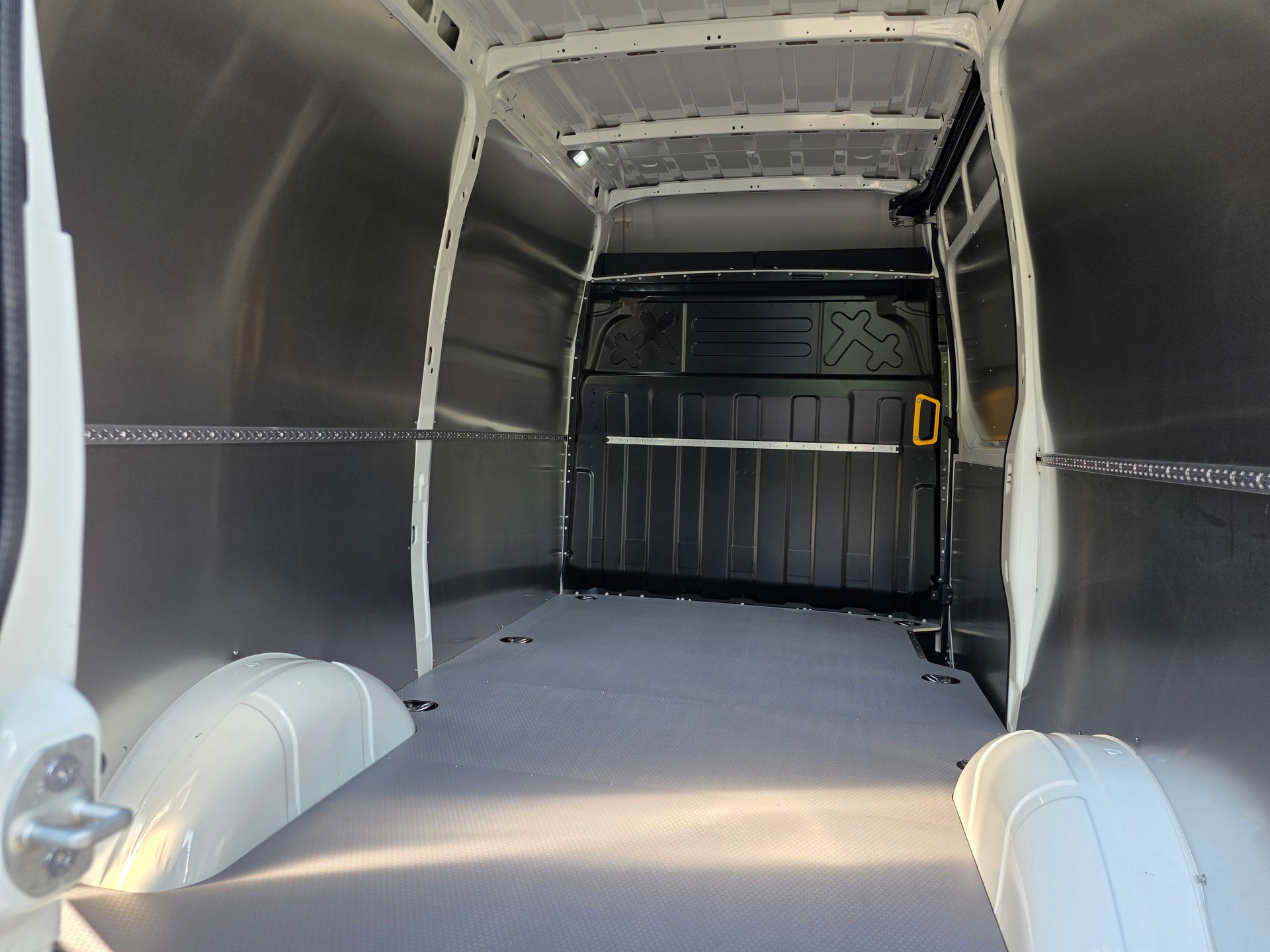 IVECO 35 S 16 A8 V-image-6