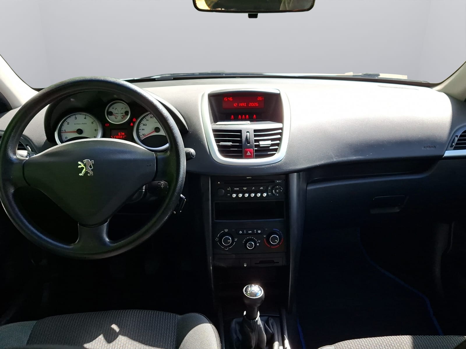 PEUGEOT 207 SW 1.6 16V Trendy Clim-image-11