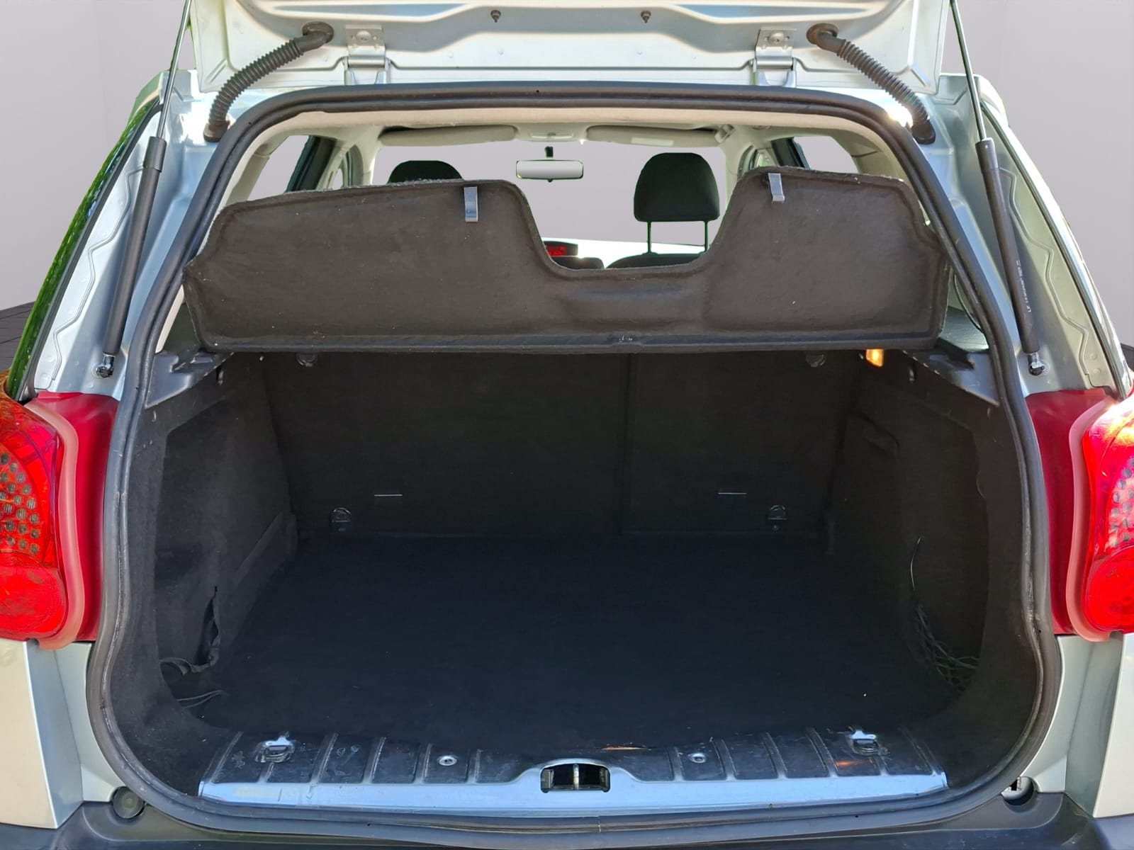 PEUGEOT 207 SW 1.6 16V Trendy Clim-image-6