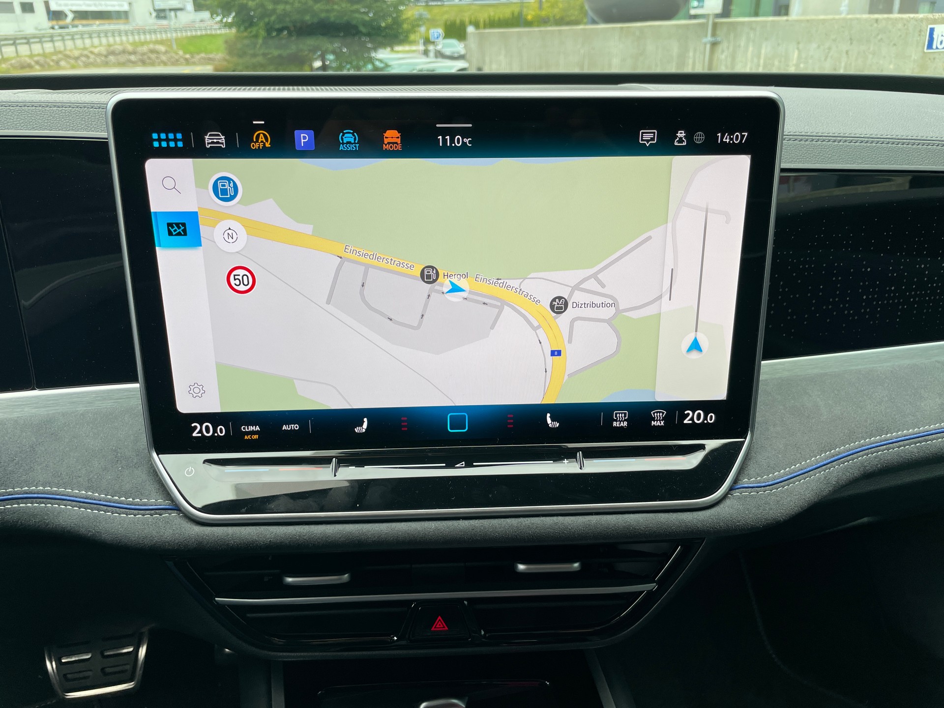 VW Passat SC 1.5 eTSI 150 DSG R-Line inkl. Park & Comfort mit Safe-Sicherung-image-20