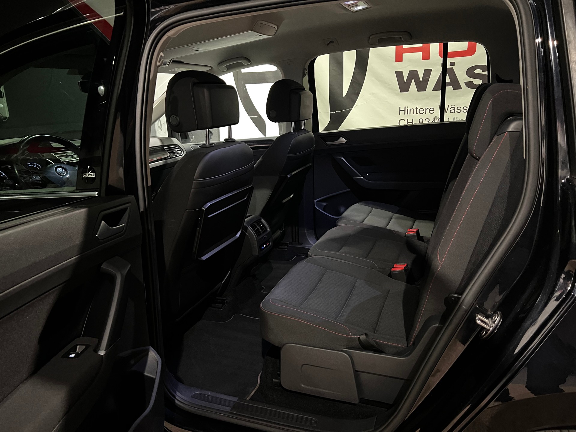 VW Touran 1.4 TSI BlueMotion Technology Sound DSG-image-14