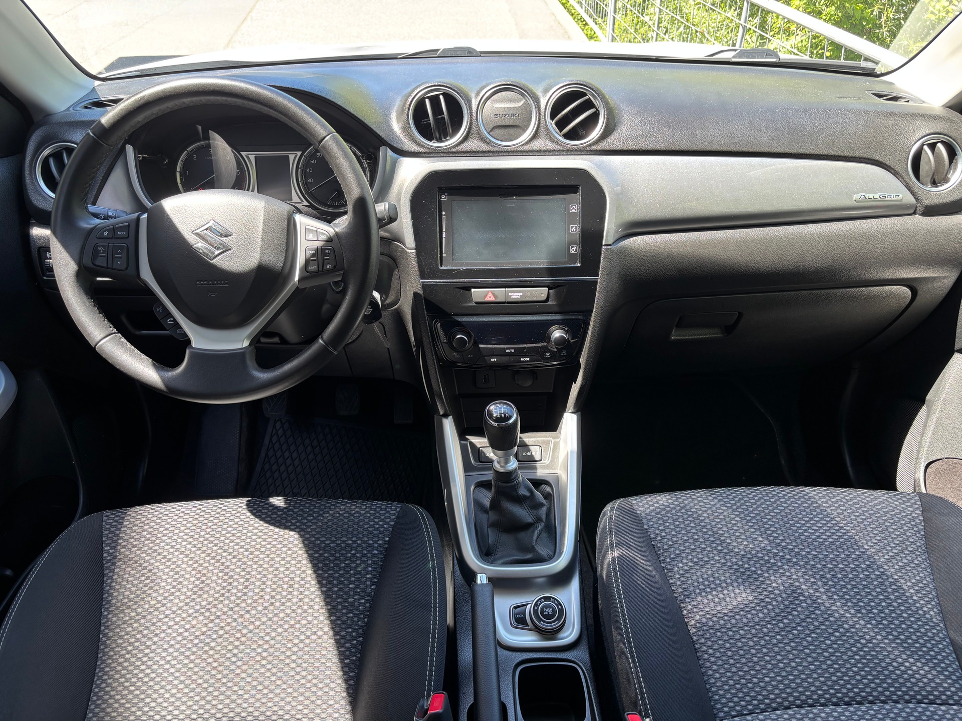 SUZUKI Vitara 1.6 TD Compact Top-image-8
