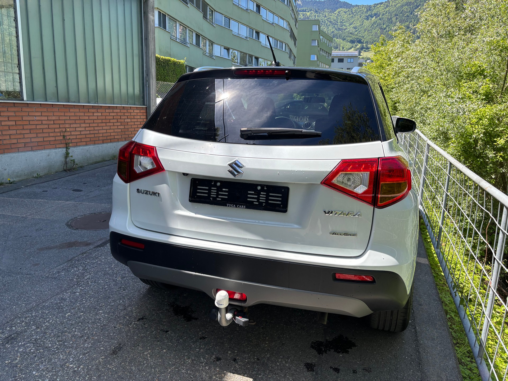SUZUKI Vitara 1.6 TD Compact Top-showroom-element-3