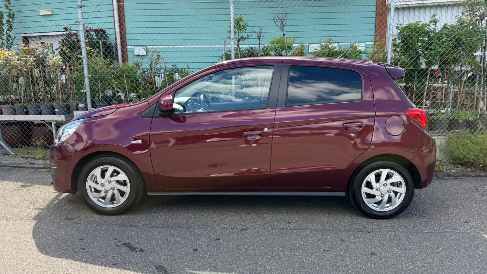 MITSUBISHI Space Star 1.2 Value Anniversary-showroom-element-2