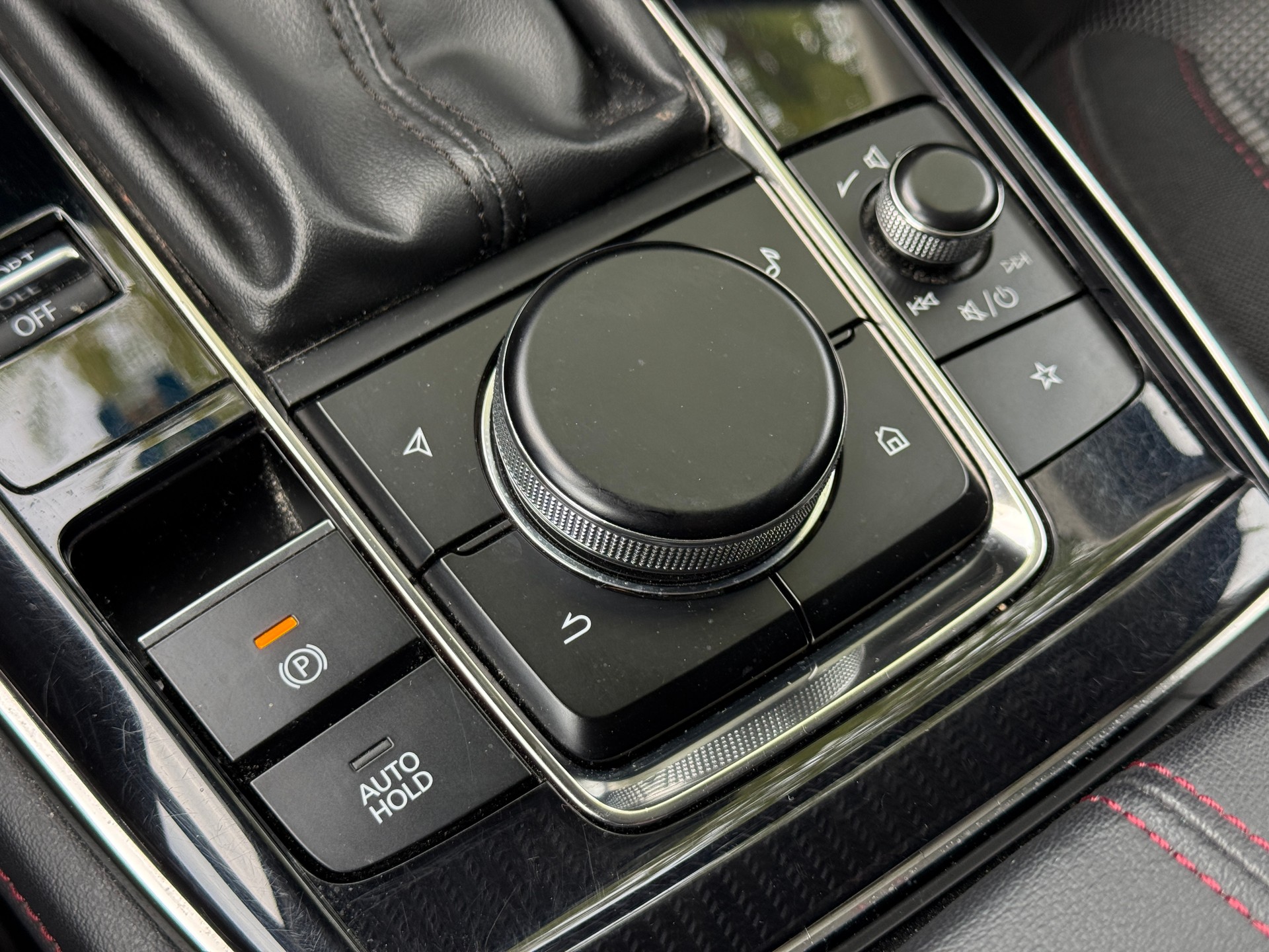 MAZDA CX-30 SKYACTIV-X 186 M Hybrid AWD Homura Automat-image-13
