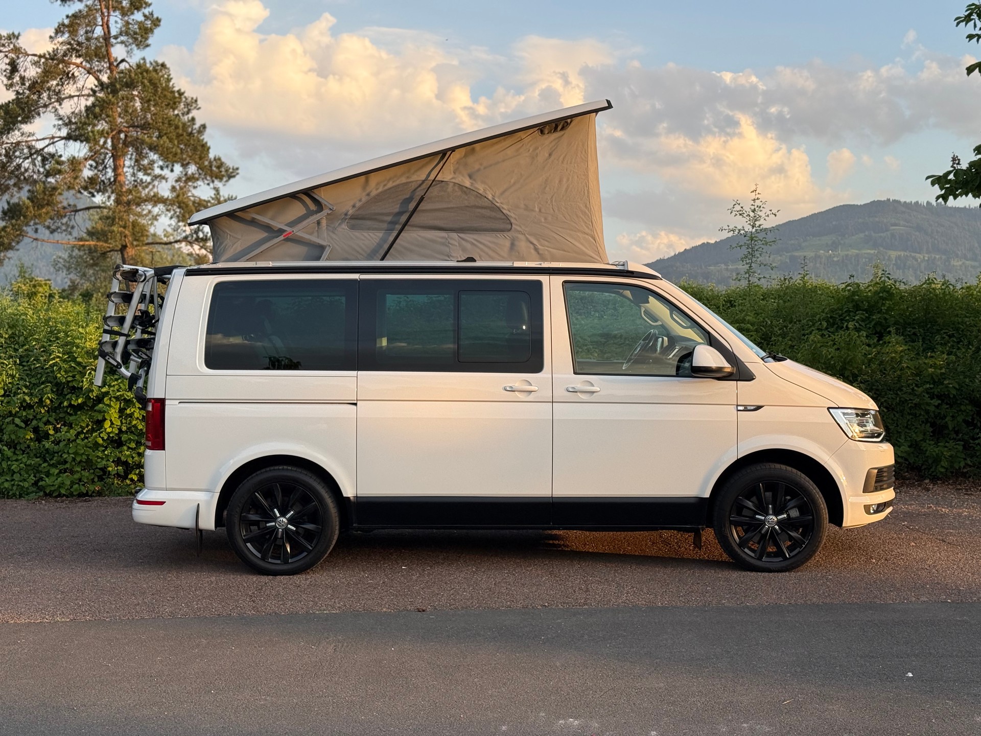 VW T6 California 2.0 Bi-TDI Beach 4Motion DSG-image-1