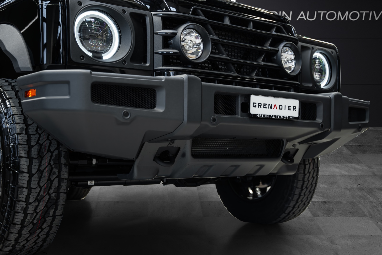 INEOS Grenadier 3.0 Black Edition-image-6