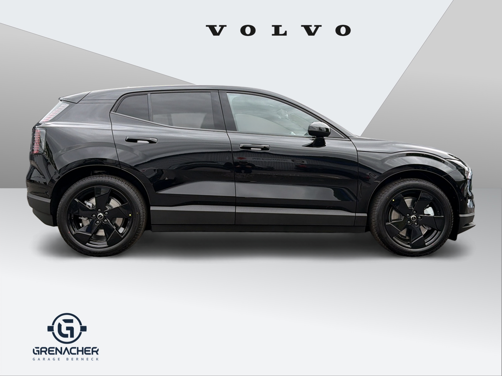 VOLVO EX 30 E60 Twin Ultra Performance Sw. Black Ed. AWD-image-2
