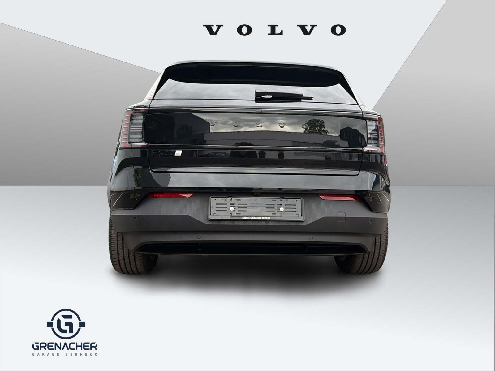 VOLVO EX 30 E60 Twin Ultra Performance Sw. Black Ed. AWD-image-7