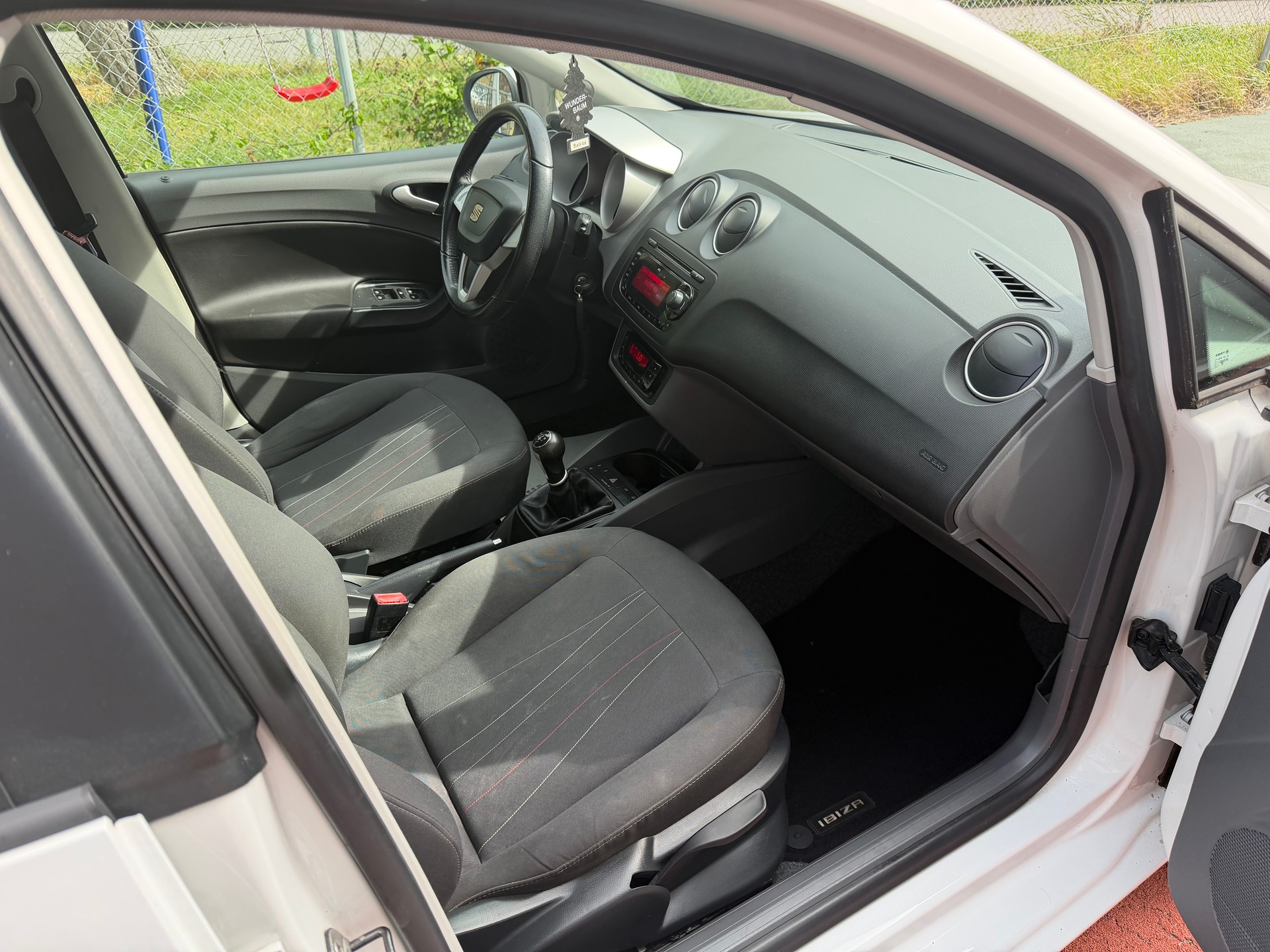SEAT Ibiza 1.2 TSI Style-image-9