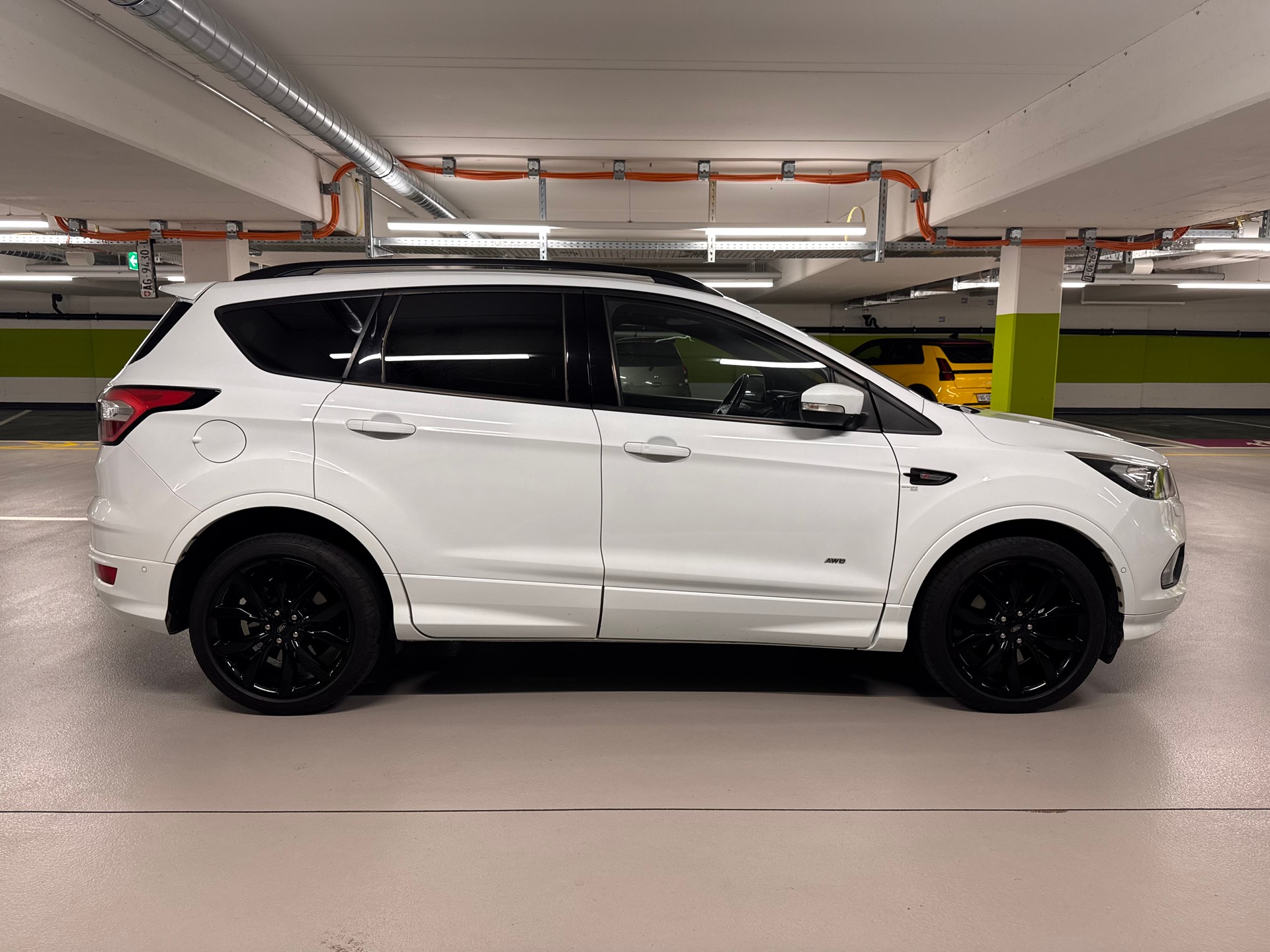 FORD Kuga 1.5 SCTi ST Line 4WD Automatic-image-3