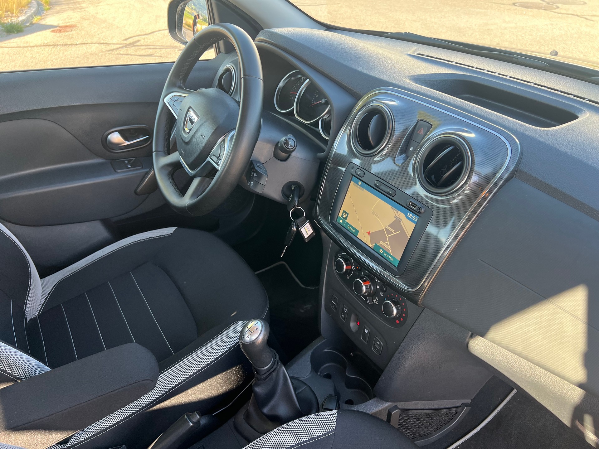 DACIA Sandero Tce 90 Stepway-image-14