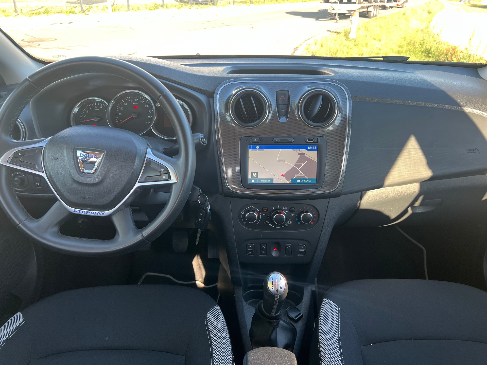 DACIA Sandero Tce 90 Stepway-image-13