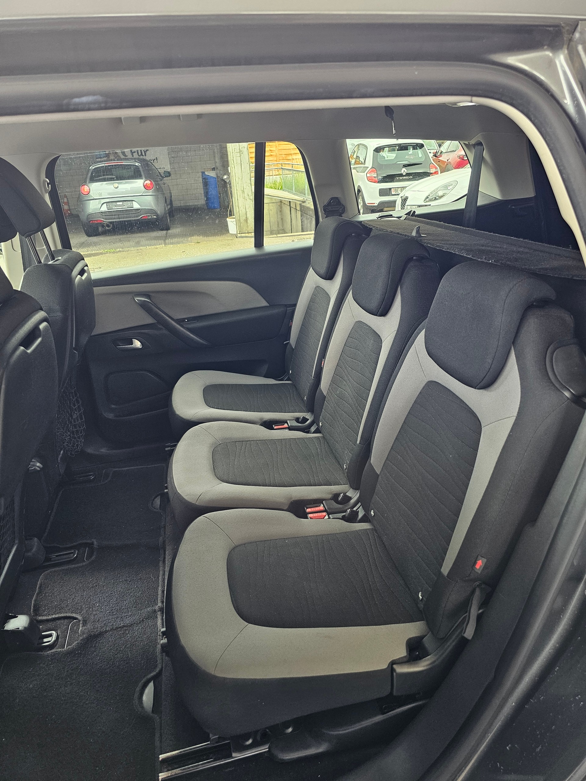 CITROEN Grand C4 Picasso 2.0 BlueHDi Intensive Automatic-image-10