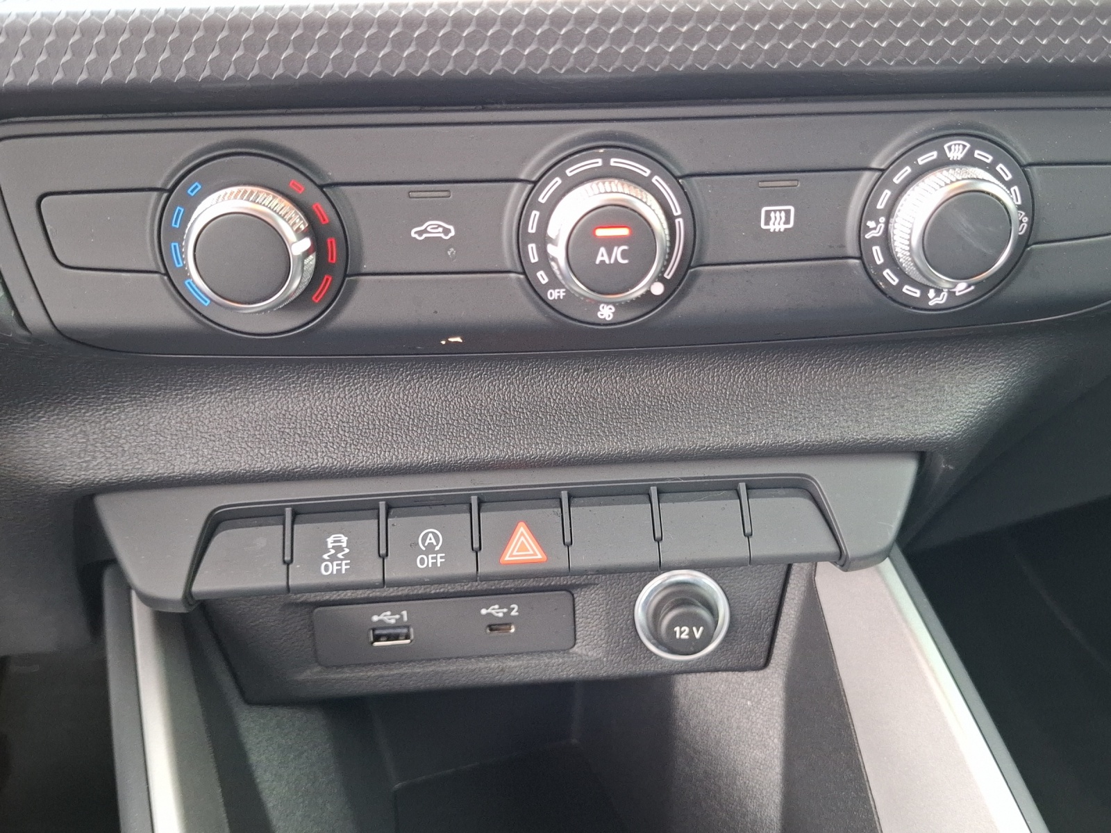 AUDI A1 Sportback 35 TFSI-image-14