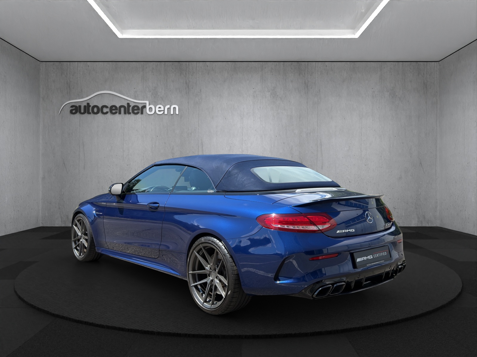 MERCEDES-BENZ C 63 Cabriolet AMG Speedshift-image-4