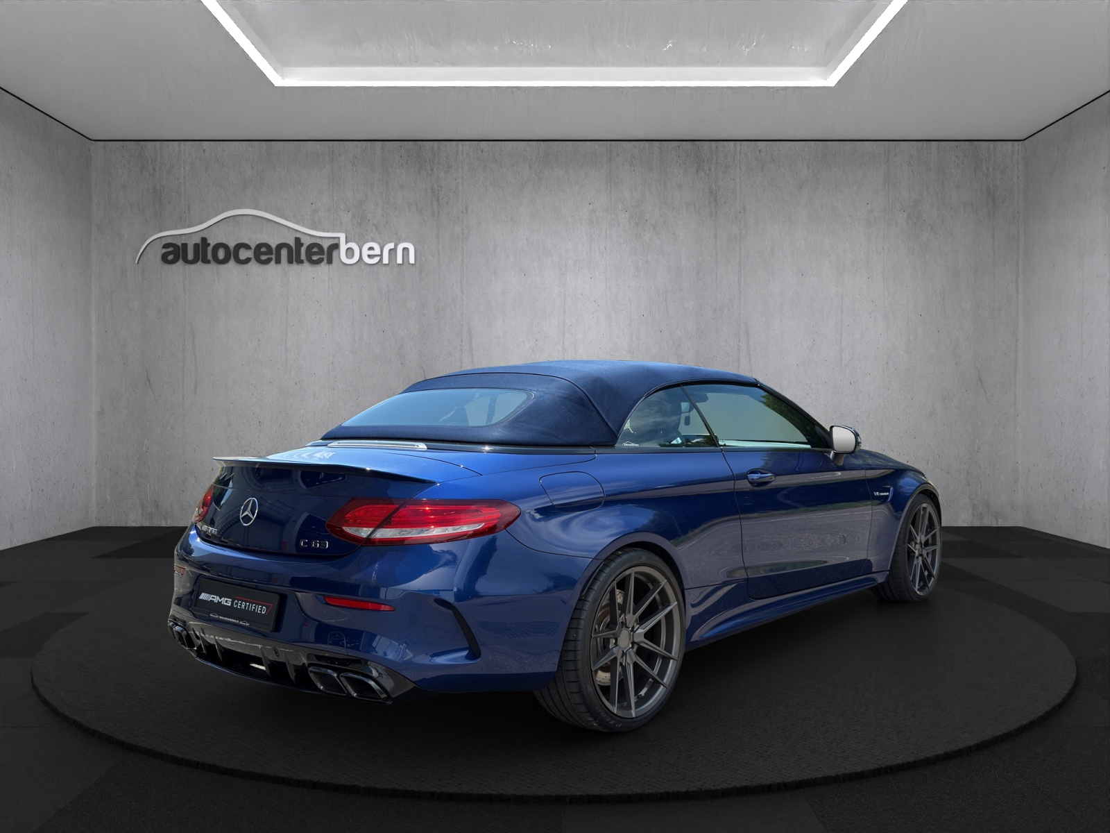 MERCEDES-BENZ C 63 Cabriolet AMG Speedshift-image-6