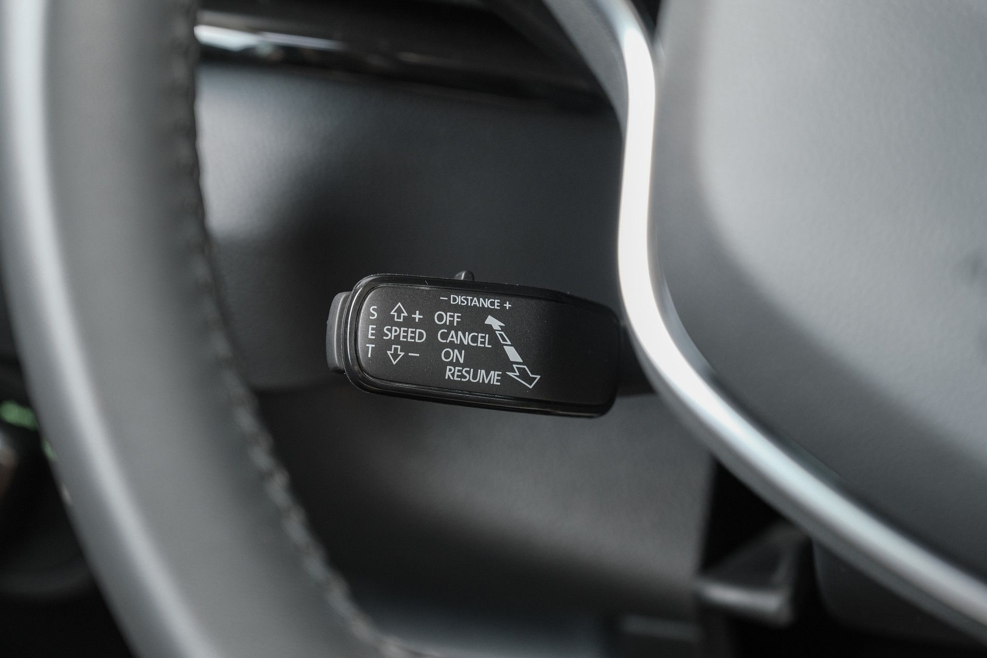 SKODA Karoq 1.5 TSI Top Selection DSG-image-19