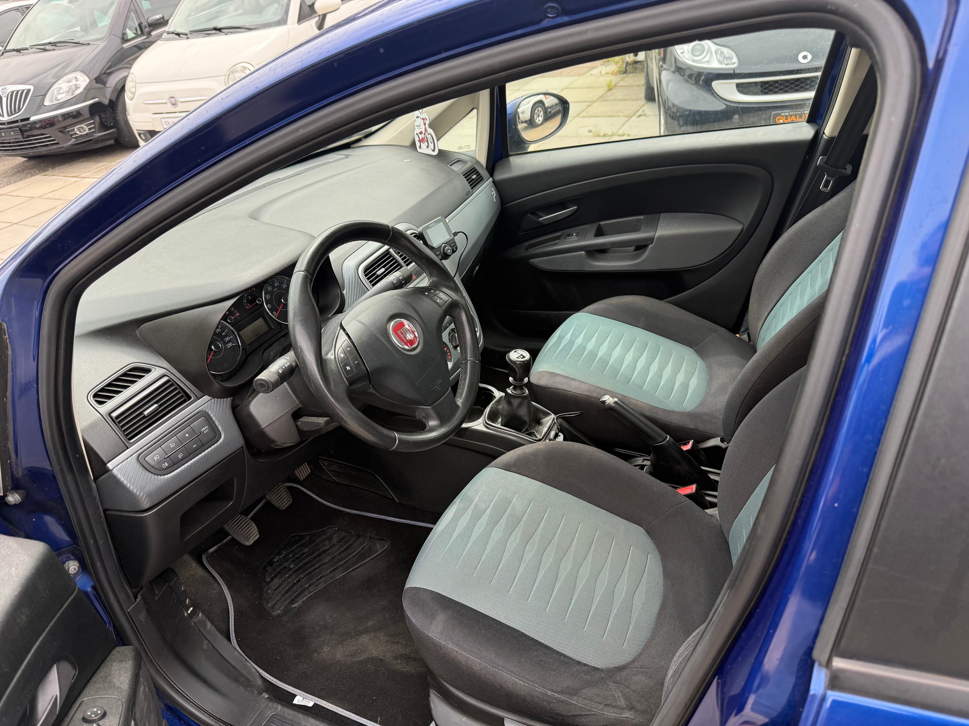 FIAT Punto 1.4 Dynamic-image-7