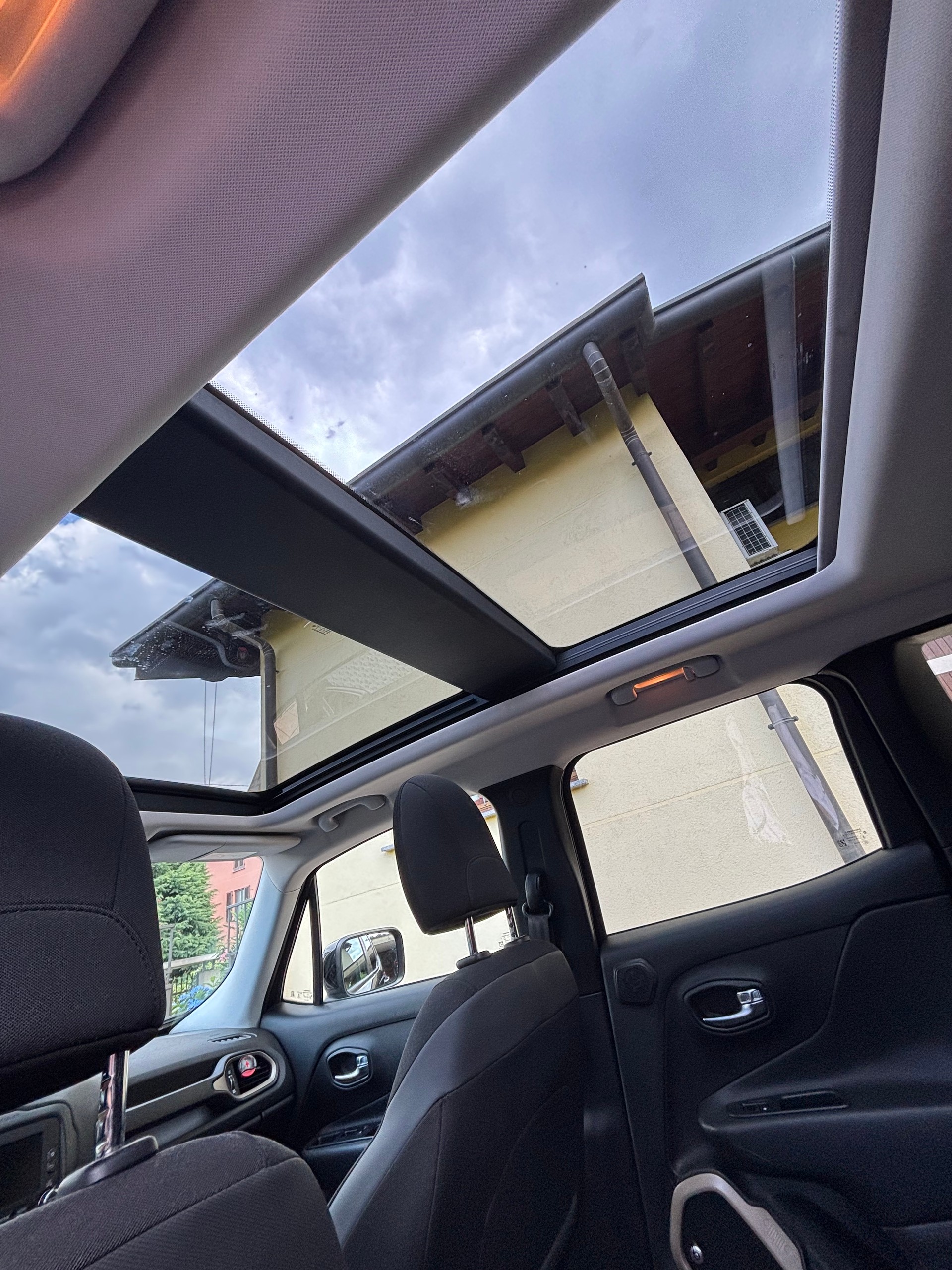JEEP 2.0 CRD 140 75th Anniv. AWD-image-3