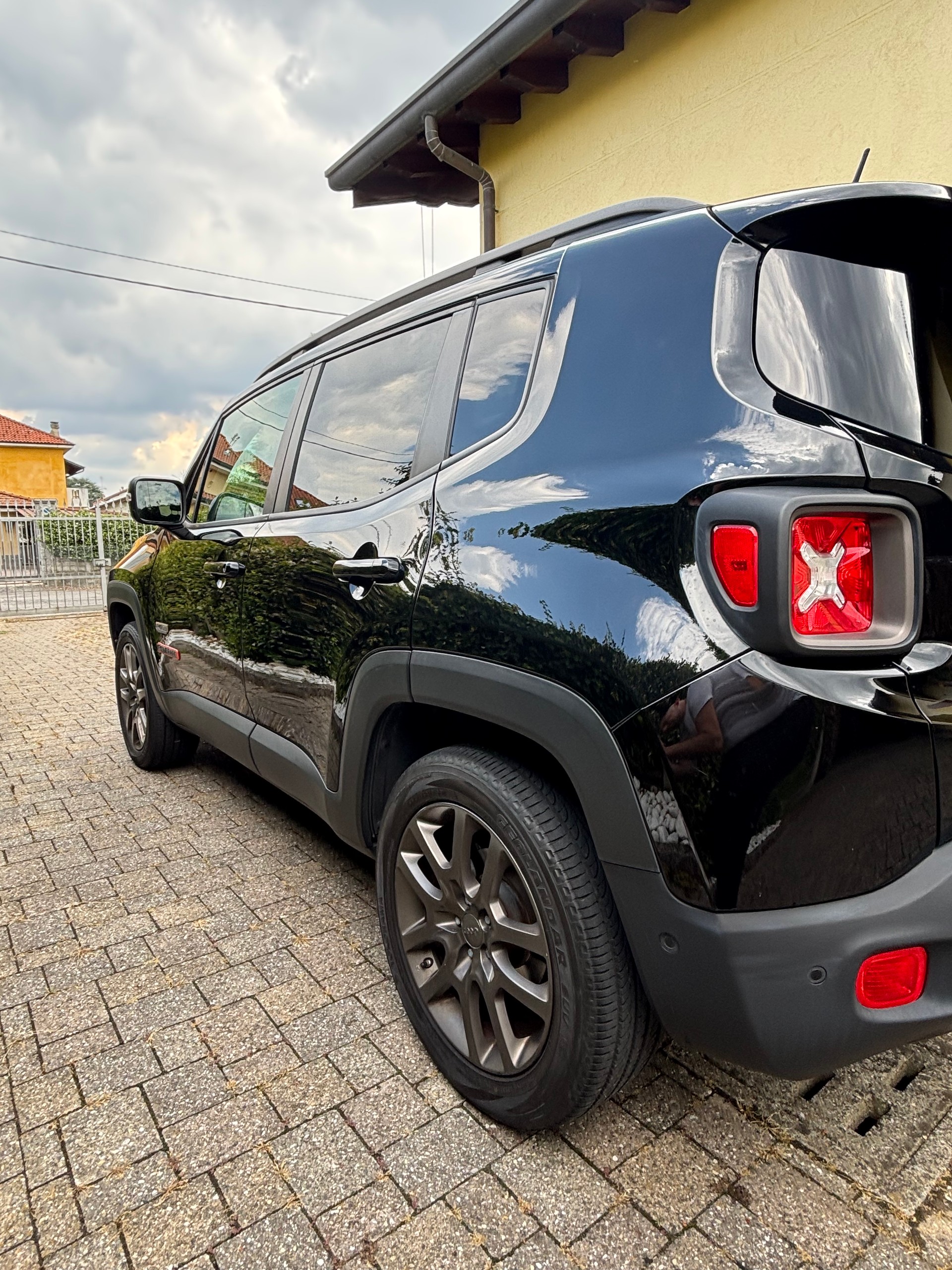 JEEP 2.0 CRD 140 75th Anniv. AWD-image-1