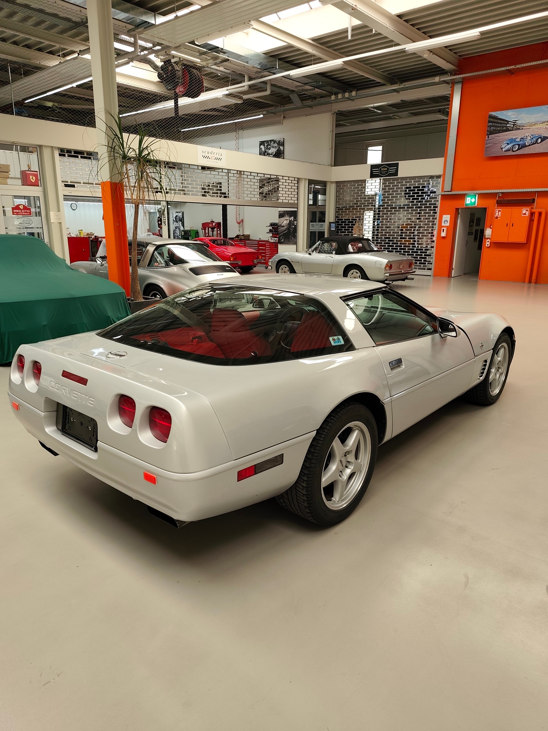CHEVROLET Traumhafte Corvette C4 Collector Edition (1996) – LT4 & Handschalter-image-2