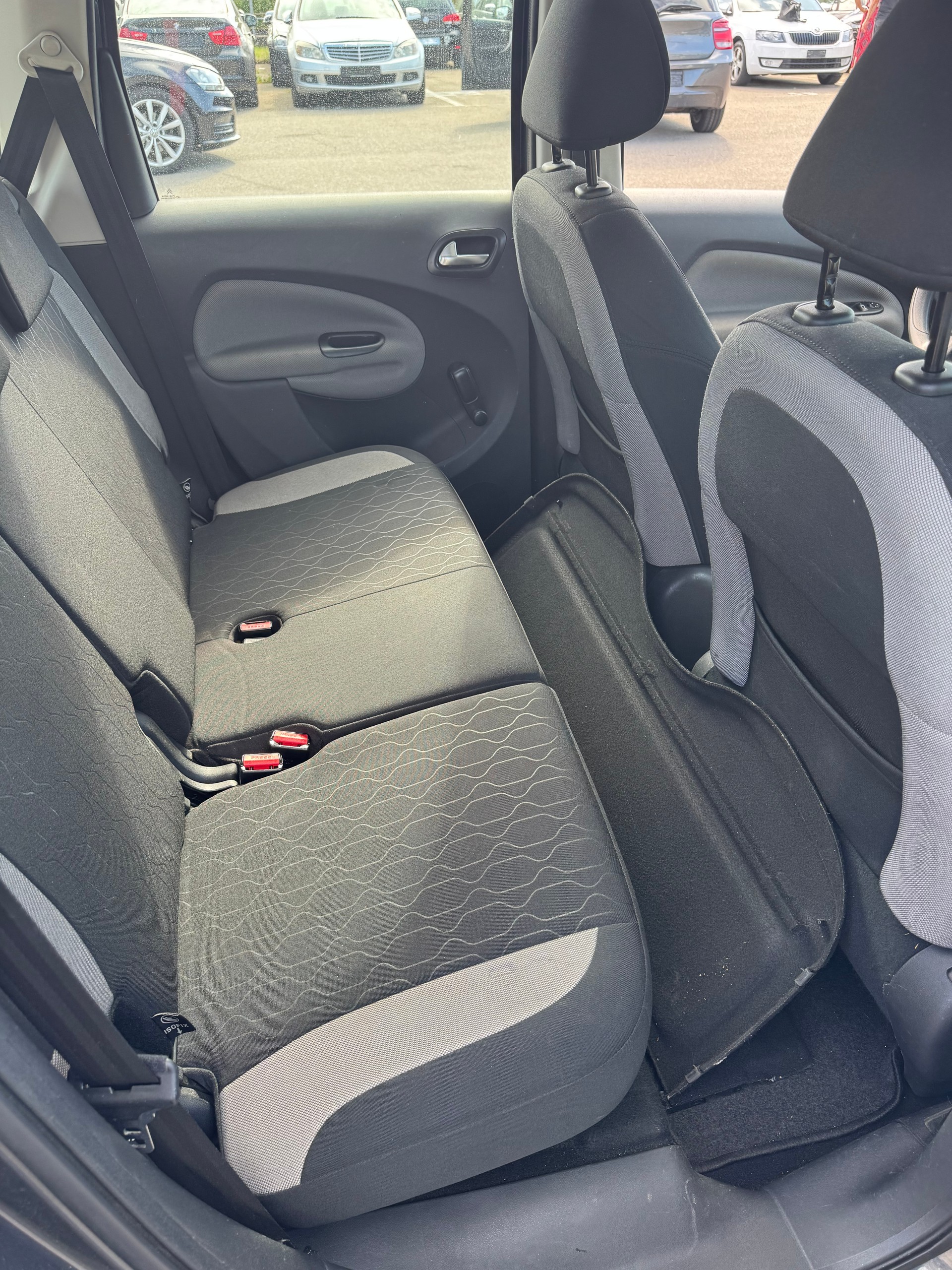 CITROEN C3 Picasso 1.6 HDi Séduction-image-8