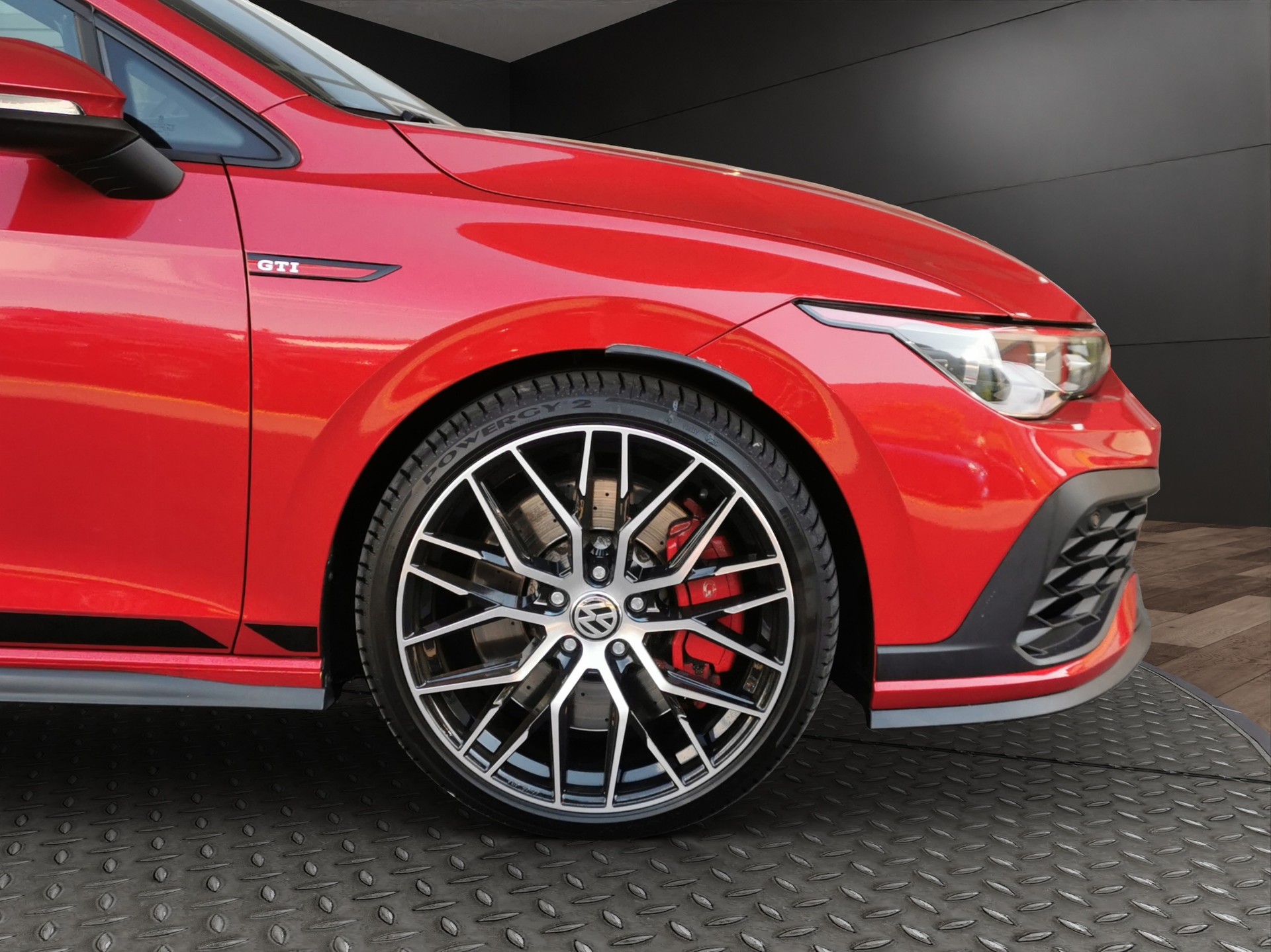 VW Golf 2.0 TSI GTI Clubsport DSG-image-3