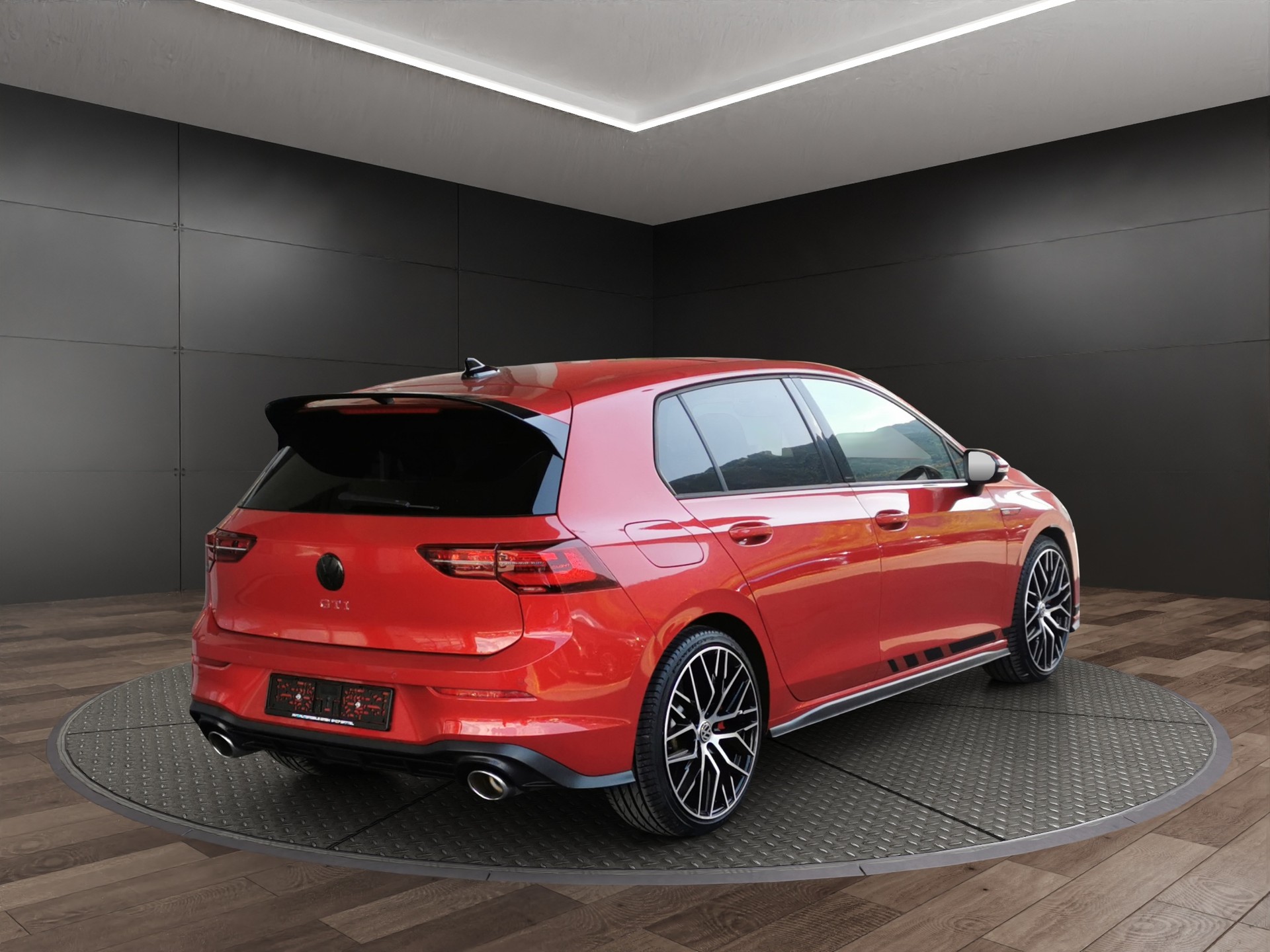 VW Golf 2.0 TSI GTI Clubsport DSG-image-5