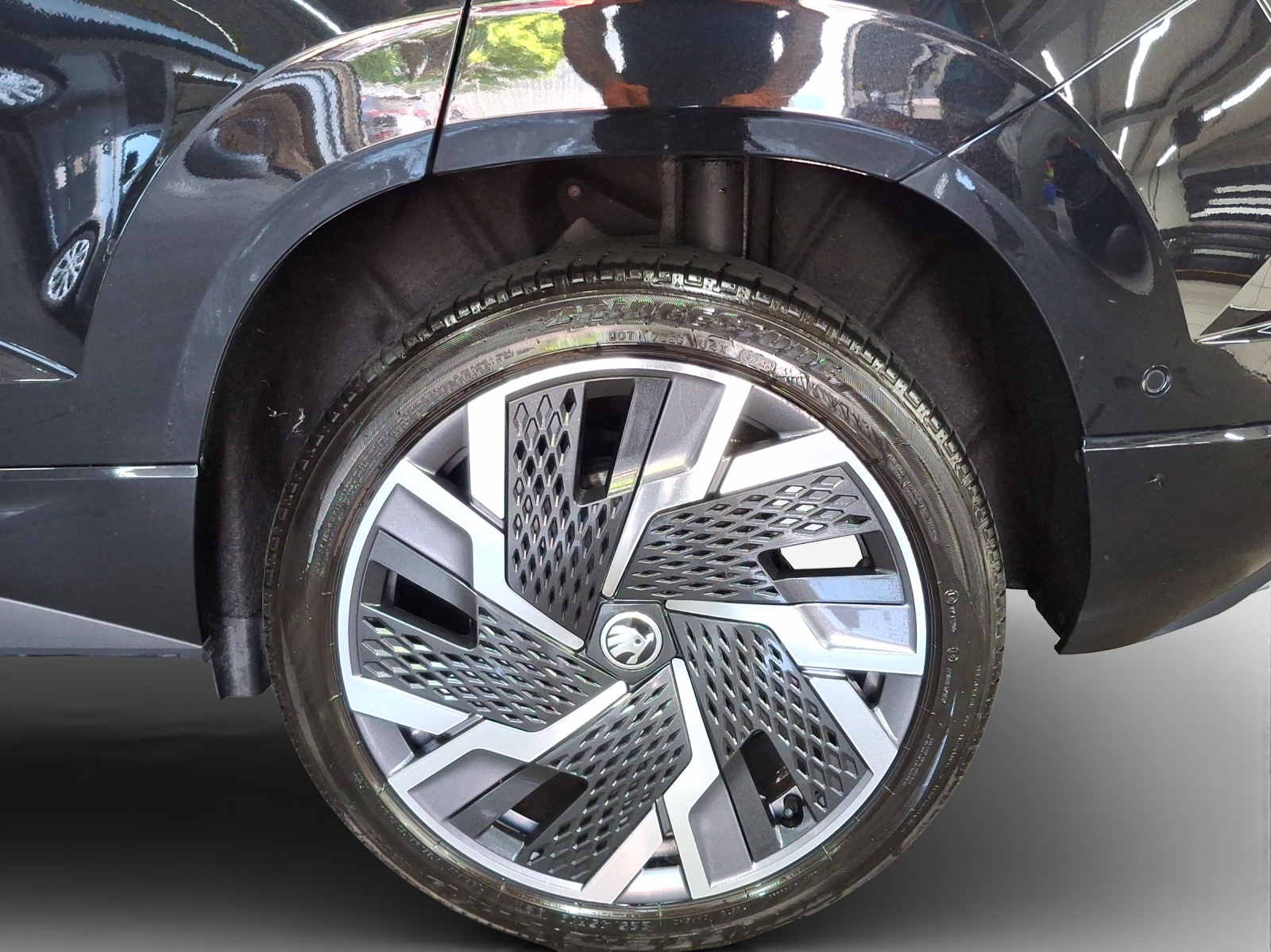 SKODA Karoq 2.0 TSI SportLine 4x4 DSG-image-13